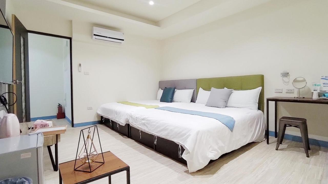 羅東夜市舒果shugo B&B 近清溝夜市 國旅卡特約店 配合手作早餐店及租車行 羅東鎮 エクステリア 写真